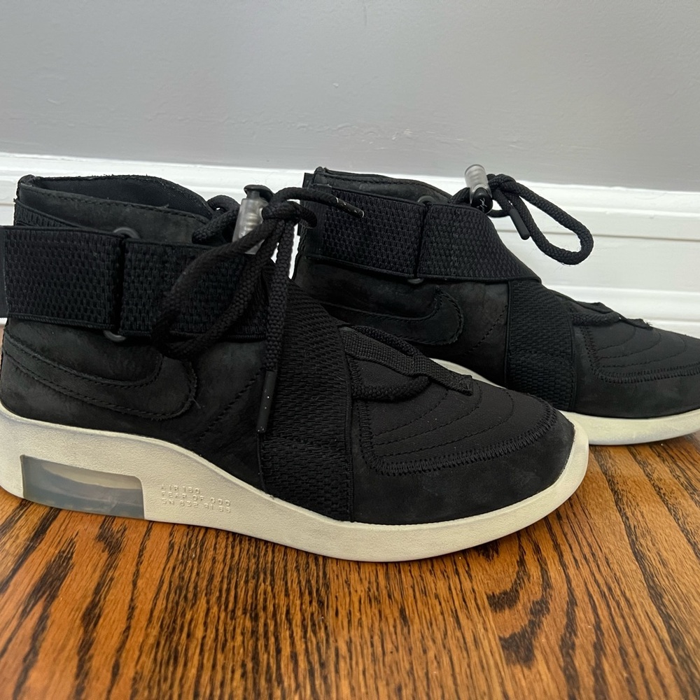 Nike Air Fear Of God Raid Black sz 4.5Y